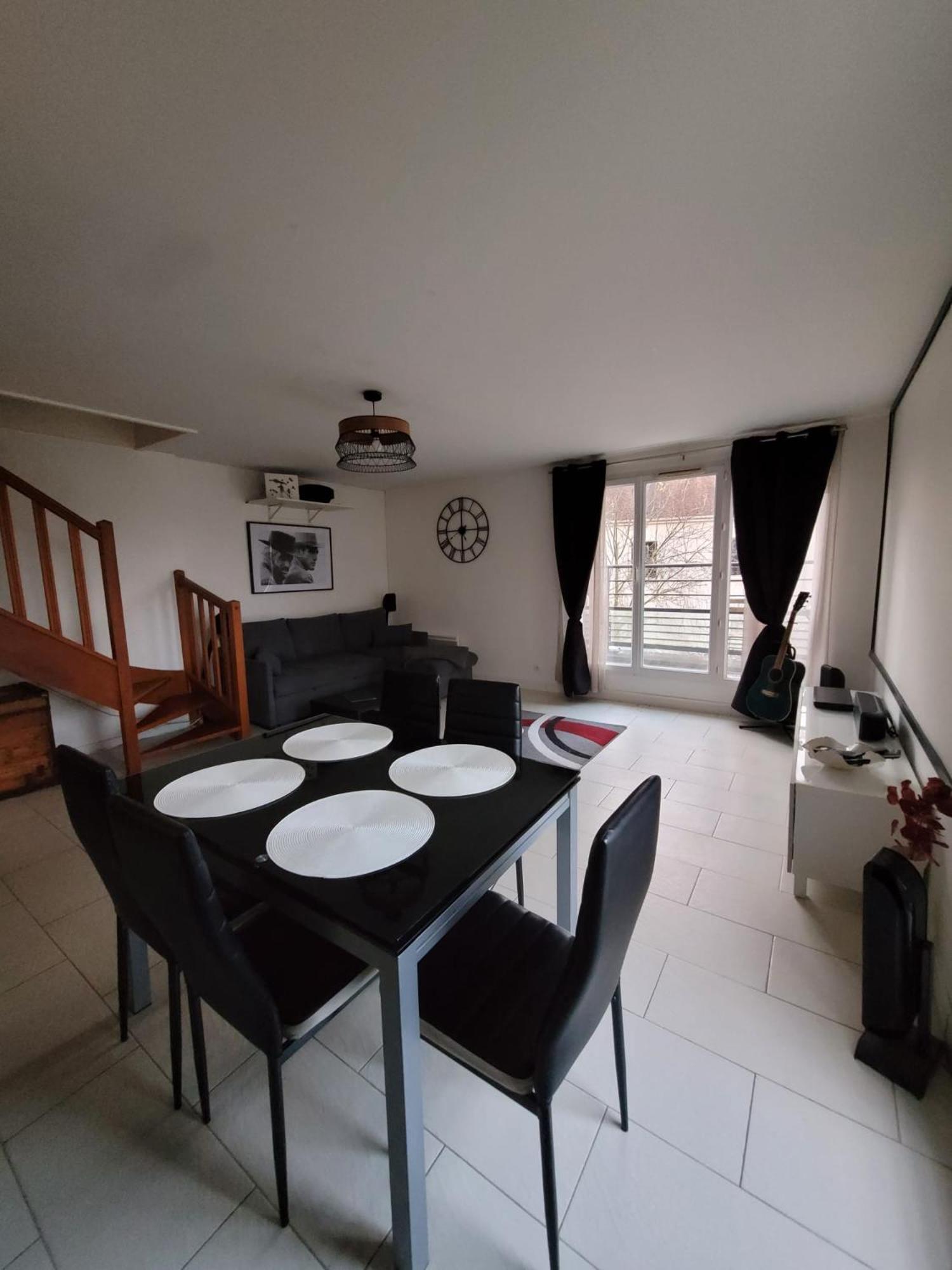 Duplex Proche Disney Avec Ecran Cinema Chessy  Exteriér fotografie