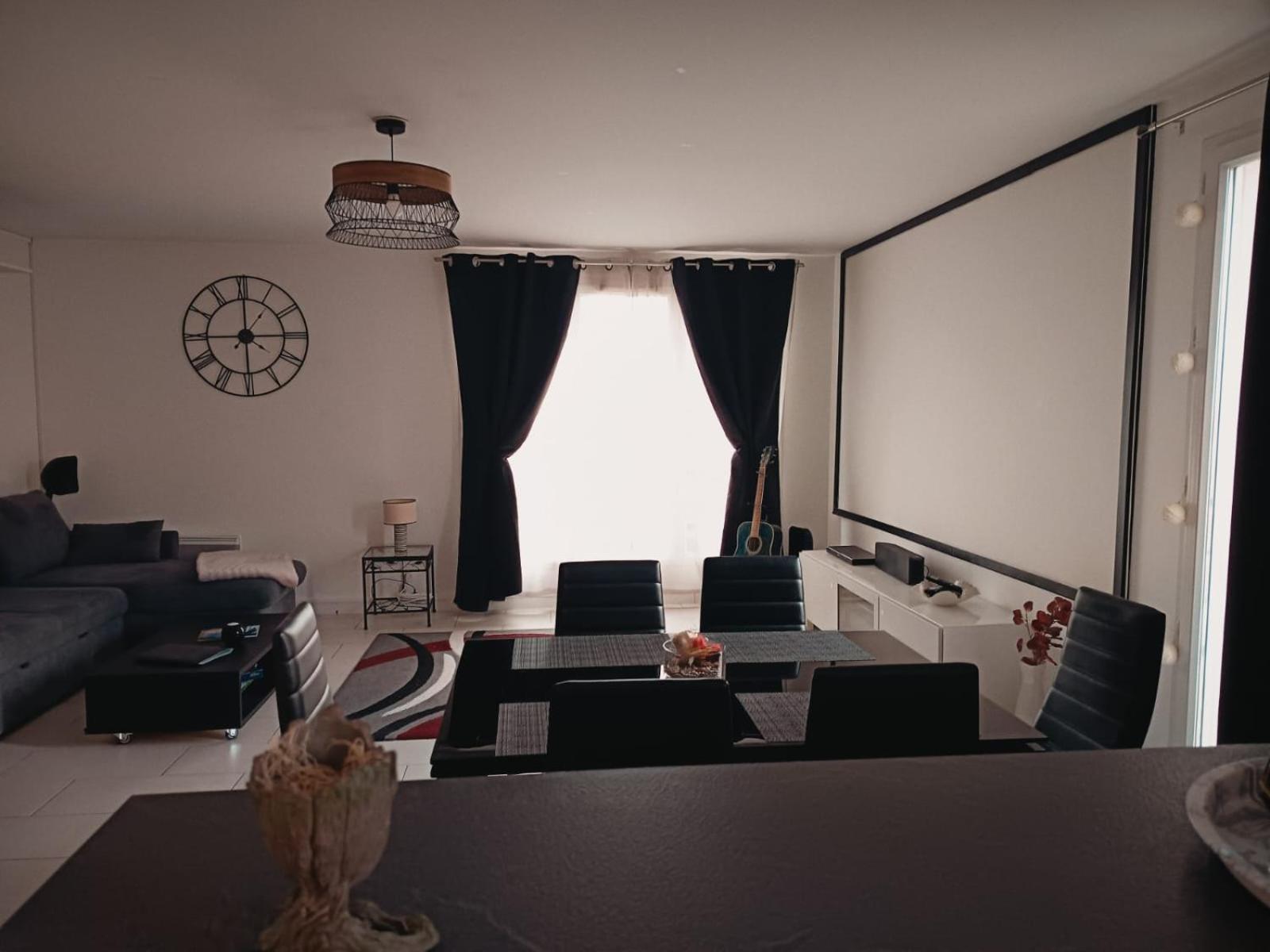 Duplex Proche Disney Avec Ecran Cinema Chessy  Exteriér fotografie